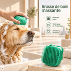 Brosse de bain massante utilisée pendant le bain d'un chien (image créée avec l'IA)